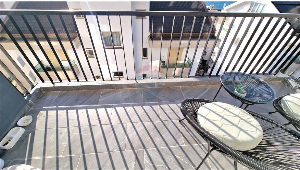 Apartament ne shitje , Uji i Ftohte