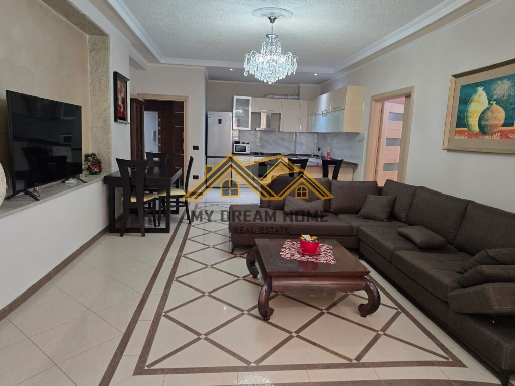 SHITET APARTAMENT 2+1+2 ISH-URT DURRËS