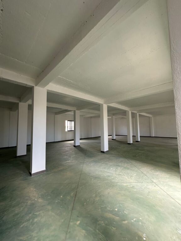 Shitet Godinë 2-Katëshe me Qira në Durrës, pranë Urës së Dajlani