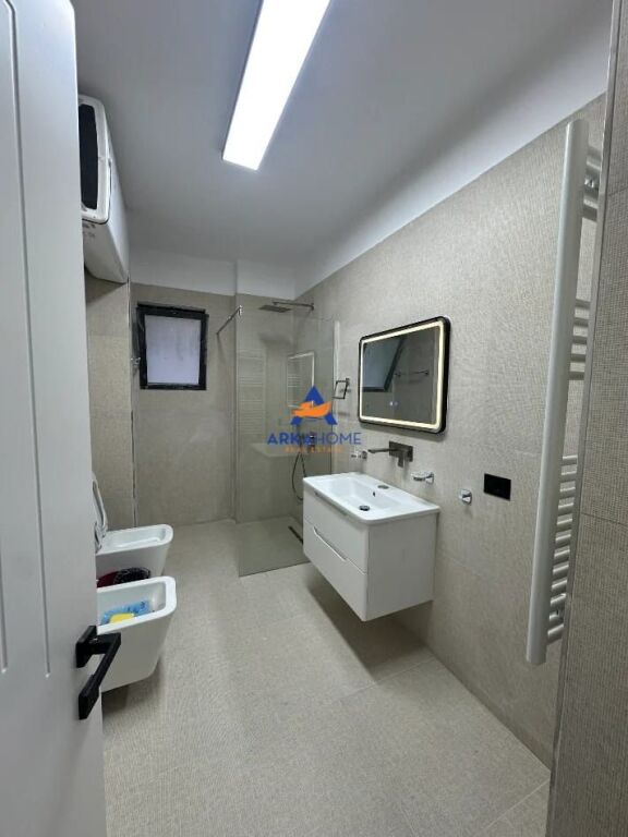 JEPET ME QERA APARTAMENT 2+1 "TEK RRAPO HEKALI" 75.000 LEKE