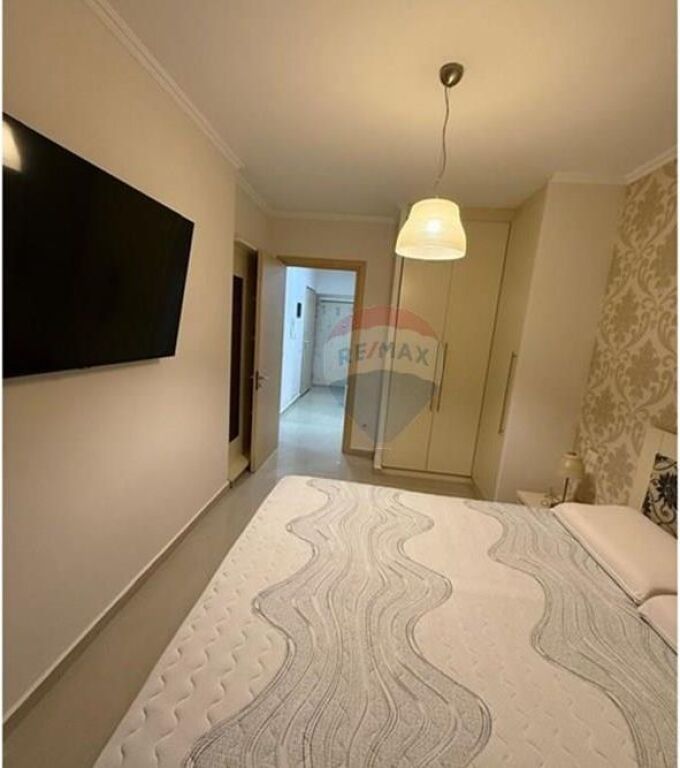 Apartment 2+1+2 for rent at 21 Dhjetori Contact