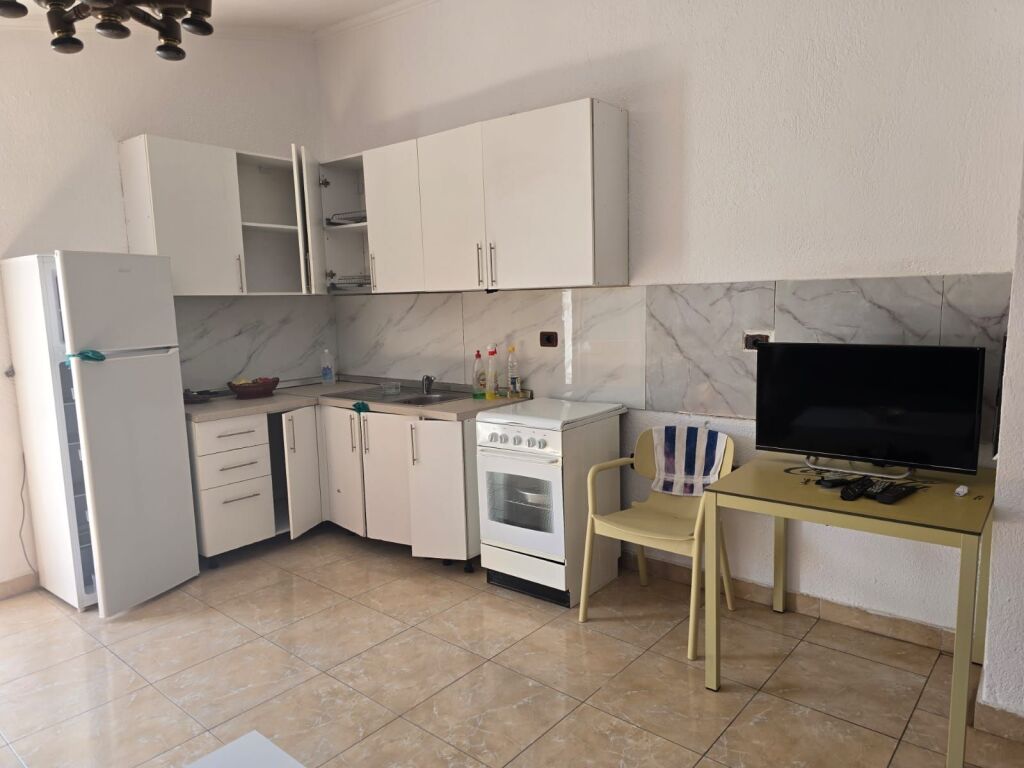 Jepet me qera apart 2+1 te Rr. E Durresit