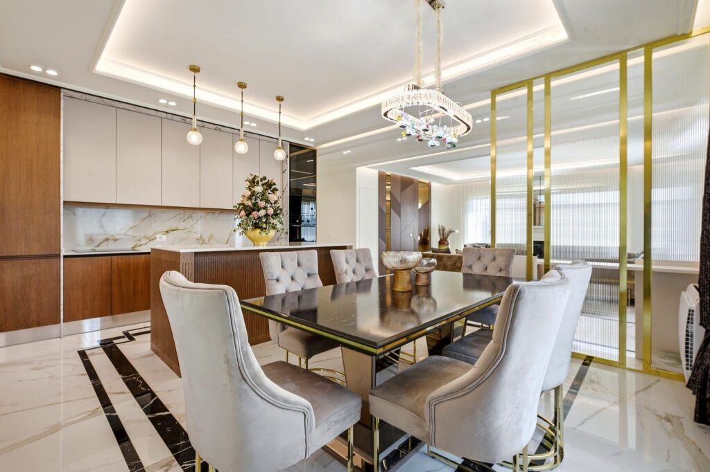 Villa di lusso a 5 km dalla costa di Qerreti, strada Shengjergj (anello nord Kavaje)