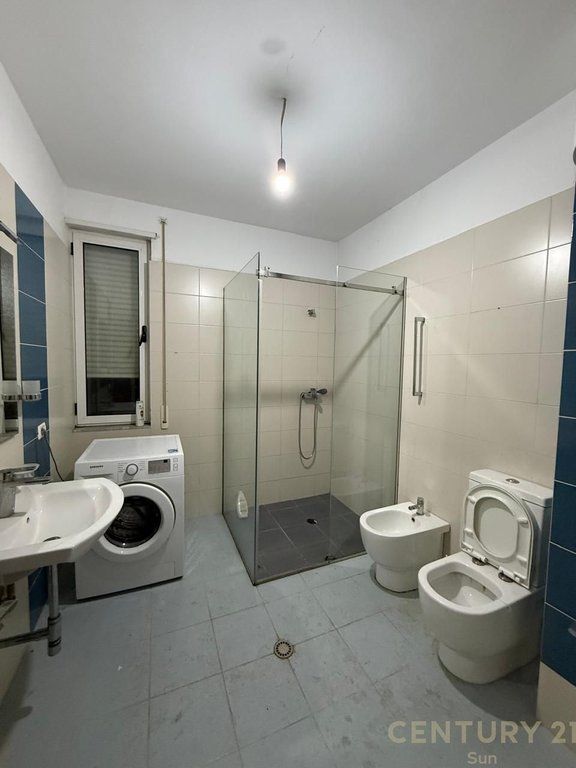 FOR SALE APARTMENT 2+1 WITH GARAGE AT AMERICAN 3