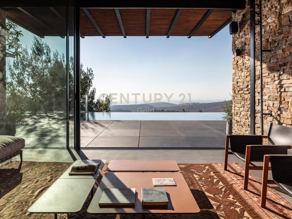 TRUALL ME LEJE NDERTIMI PER SHITJE NE SURREL.