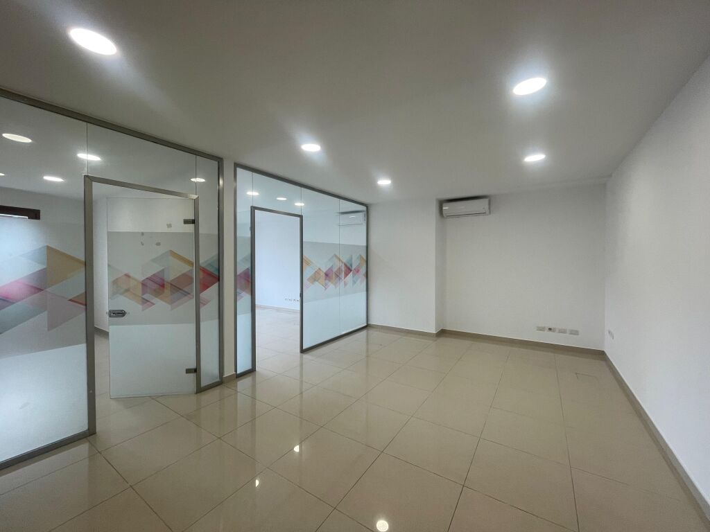 Ufficio in Affitto presso Hilton Garden Inn, Delijorgj