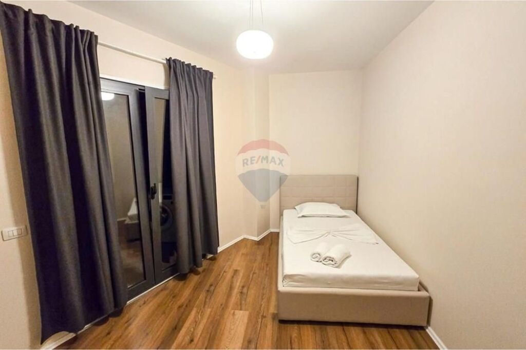 Apartament 2+1 me qira – Pazari i Ri