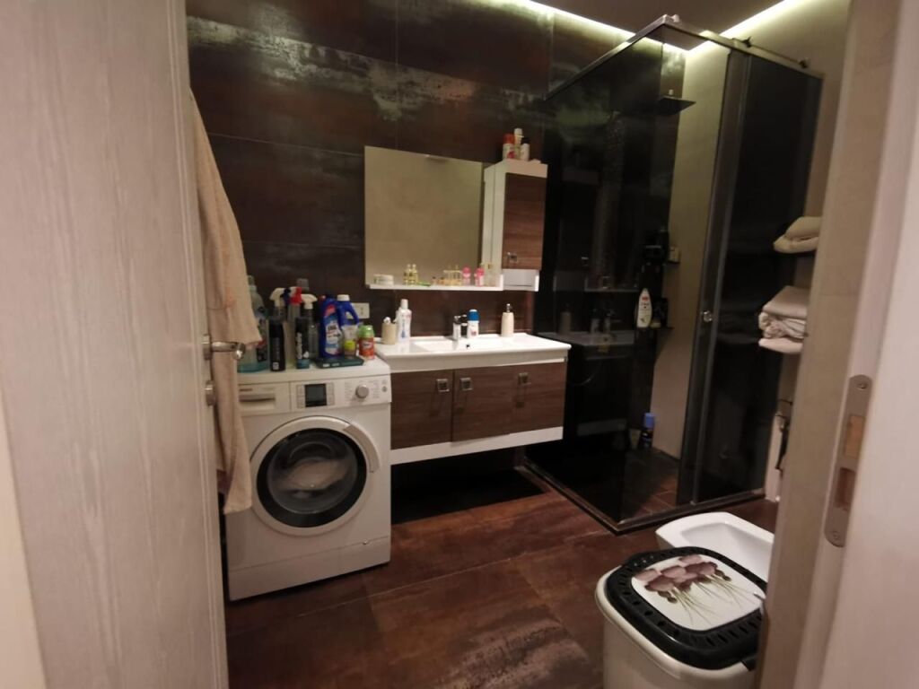 For rent 1+1 plus parking space, Delijorgj