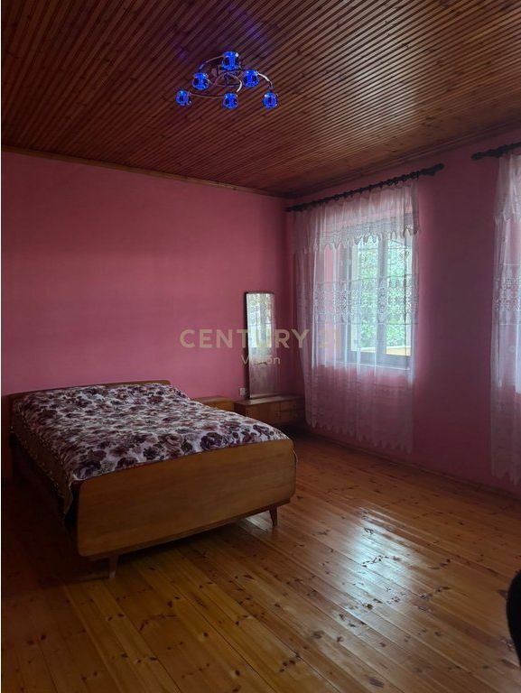 Shtëpi private dy kateshe per shitje prane Kolegjit Turk, Shkodër 135,000 €