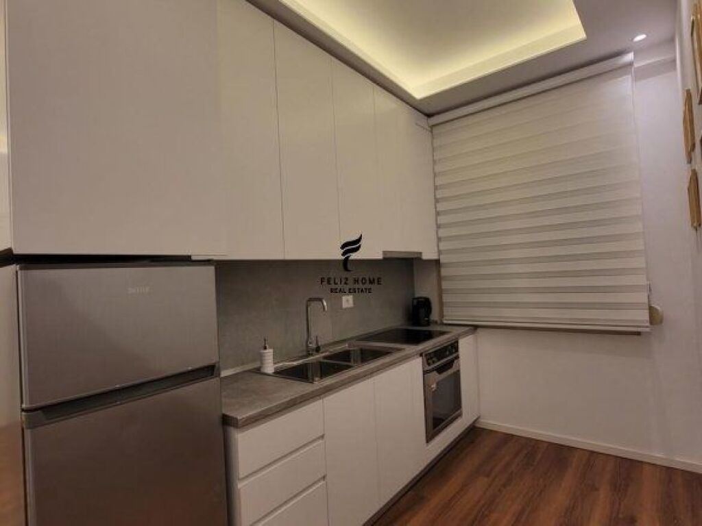 APARTAMENT ME QERA 1+1 RRUGA E DURRESIT 60.000 LEKE FH-65973