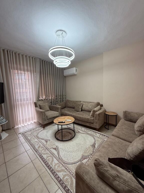 Apartament 1+1 per qira, Mine Peza