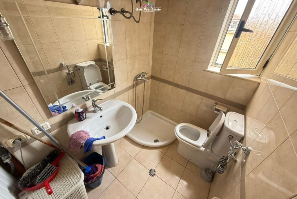 Apartament Me Qera 2+1 Tek Rruga e Dibres ( ID B221413) Tirane