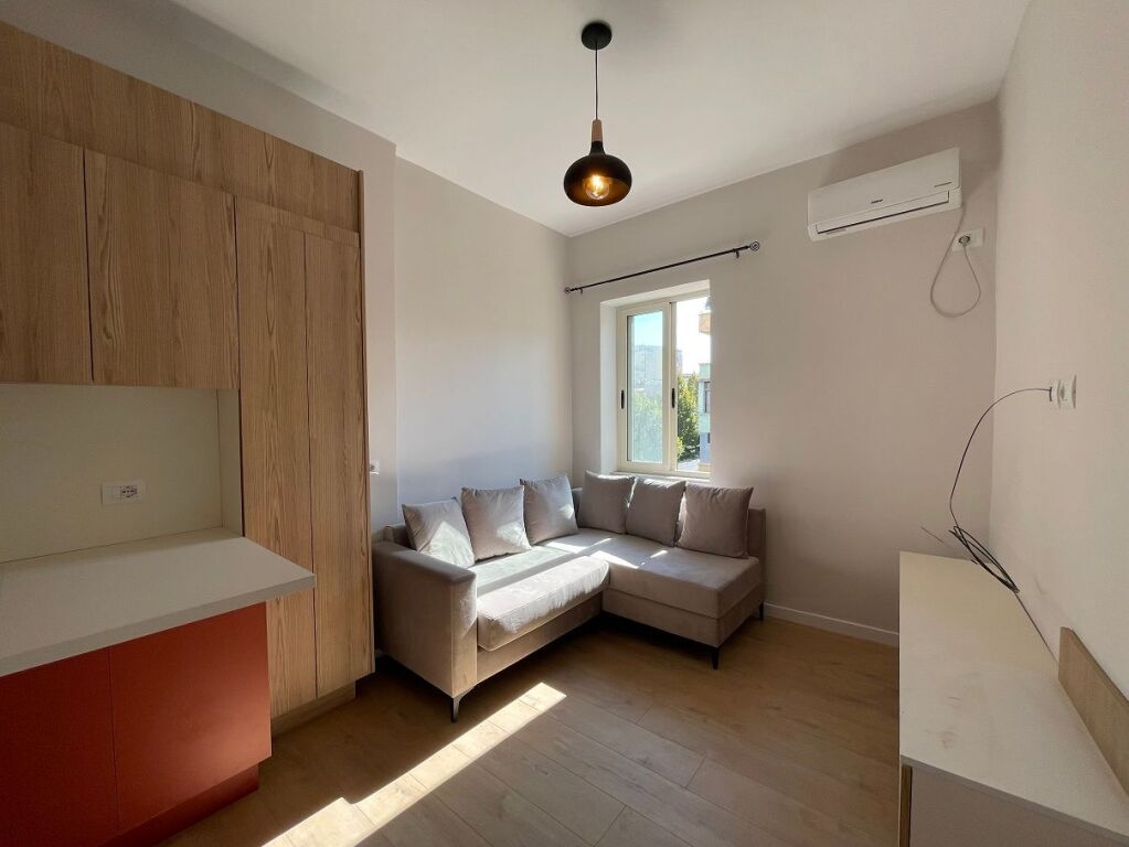 Apartament 1+1 me qera tek Rruga e Durrësit, Ish Ambasada Jugosllave