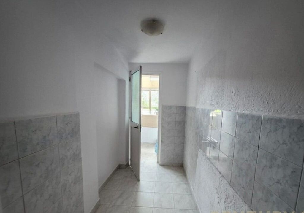 Appartamento 1+1 in vendita – Via Kavajës, vicino a Garden Building!