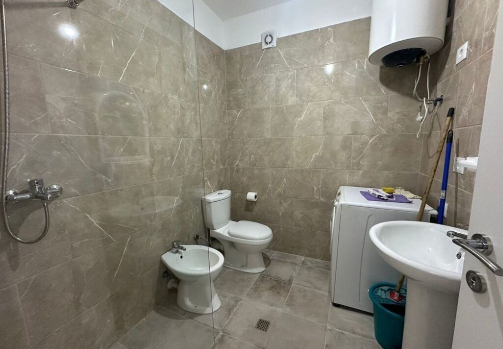 2+1 apartment for rent at 5 May street