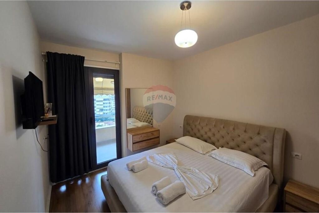 Apartament 2+1 me qira – Pazari i Ri