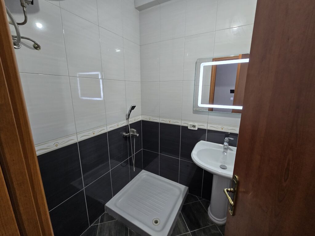 Appartamento 2+1+2 in affitto Yzberisht (Palazzi Cabej)