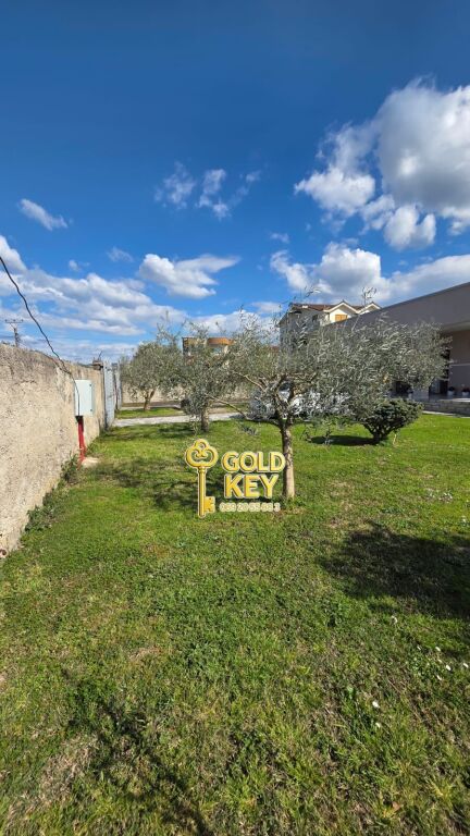 🏡✨ SHITET SHTËPI PRIVATE + TOKË NË PJEZË ✨🏡