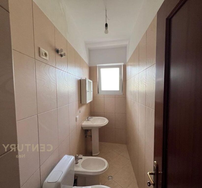 Apartment 2+1 for rent, Globe, Kavaja Street