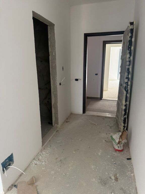 Kinostudio Complesso Latifi Vendesi Appartamento 1+1