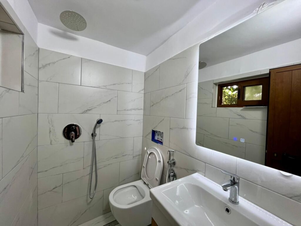 Affitto, Monolocale "Rr.Mihal Grameno" – Tirana.