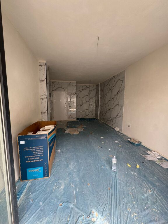 OFFICE FOR RENT PARIS MUNICIPALITY