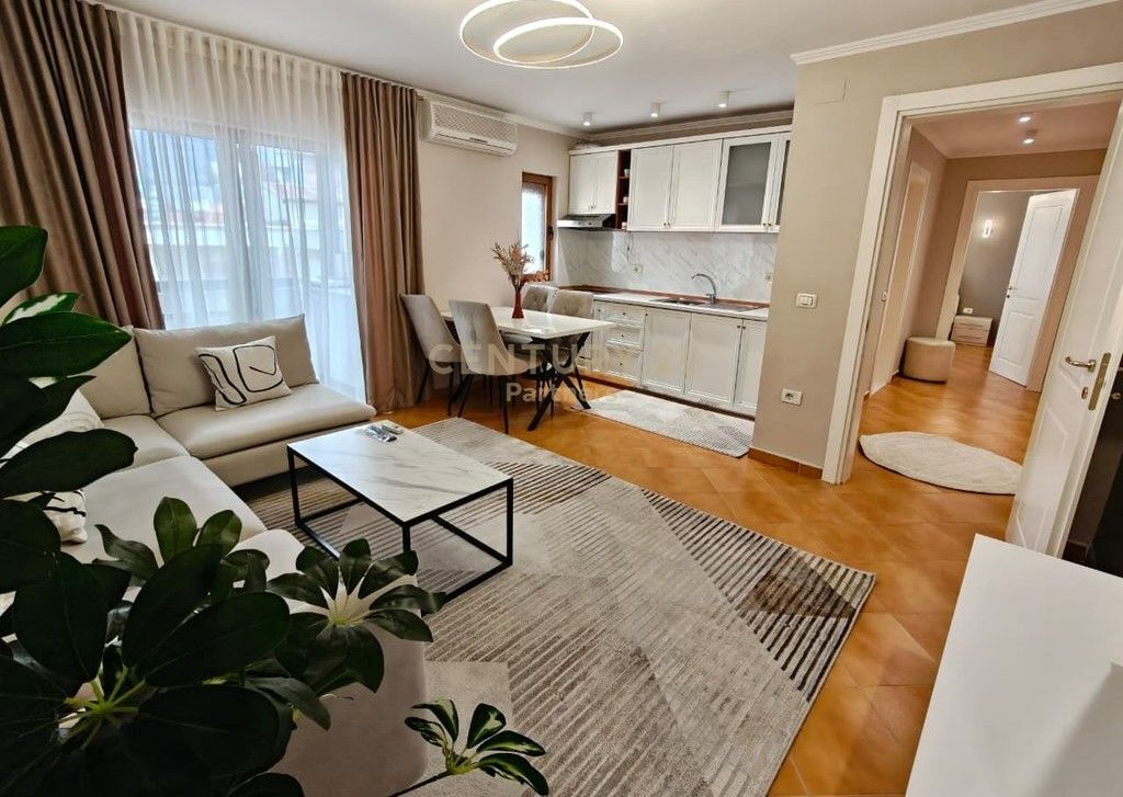 FOR SALE APARTMENT 1+1 – DIBRES STREET