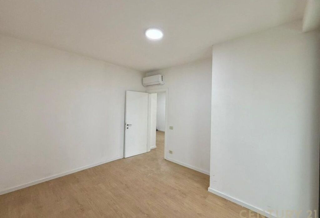Empty apartment for rent 1+1, Mine Peza