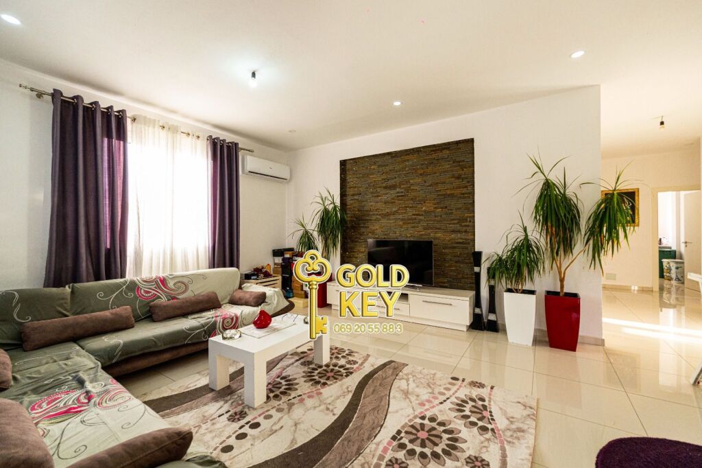 🏡 Villa di 1 piano in vendita a Xhafzotaj – Investimento ideale per una vita confortevole!