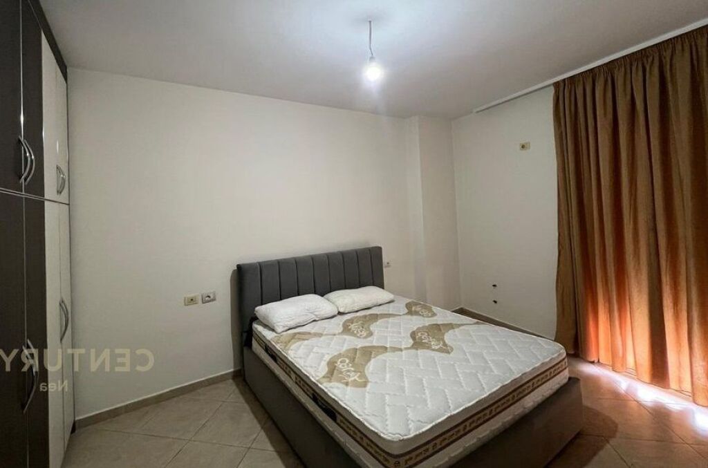 Apartment 2+1 for rent, Globe, Kavaja Street