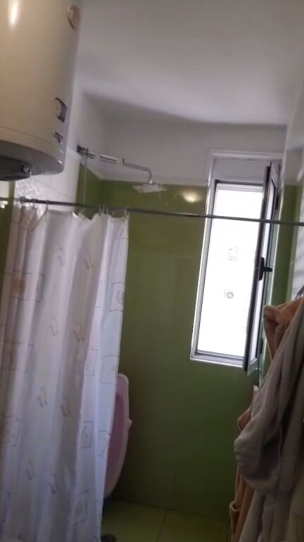 Vendesi in vendita appartamento 2+1+2 bagni in Via Bogdaneve