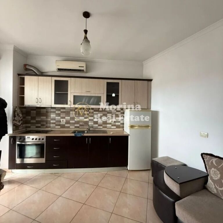 Affitto | Appartamento 1 + 1 | Xhamlliku | 400 €/mese