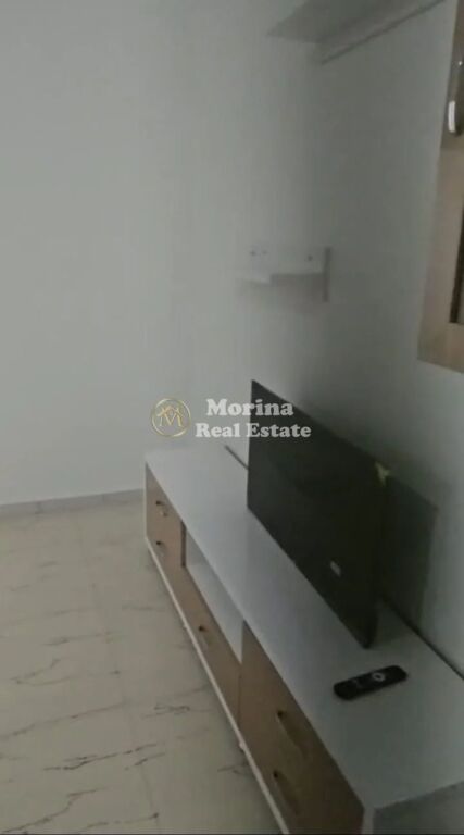 Qera | Shtëpi private 2 + 1 | Rruga Llazar Shapatini | 450 €/muaj