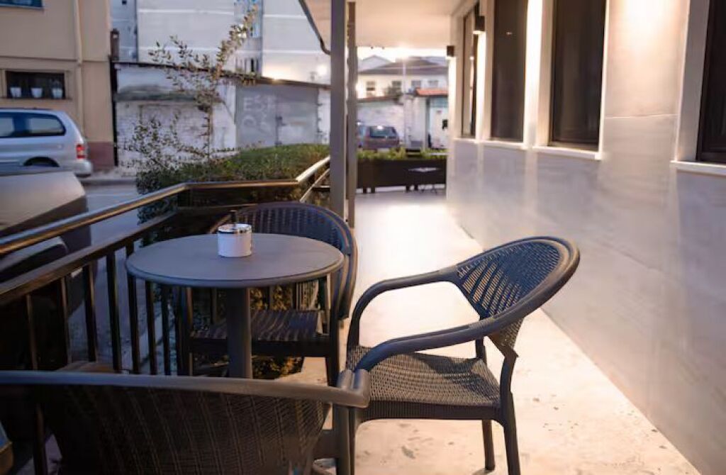 For Rent for Airbnb – 3 apartments near the Center!