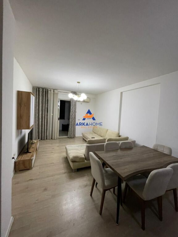 JEPET APARTAMENT ME QERA 2+1+BALLKON "ASTIR, AFER JATA MARKET" 500 EURO