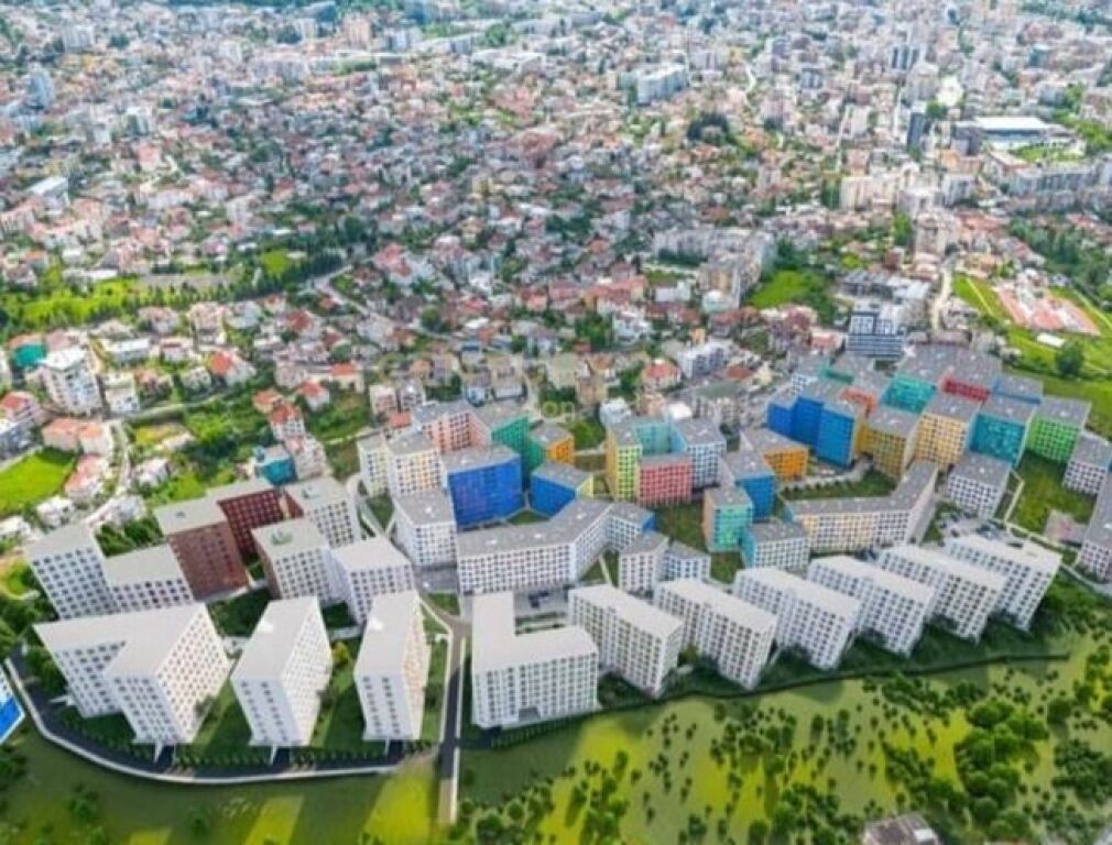 Shitet Apartament 1+1