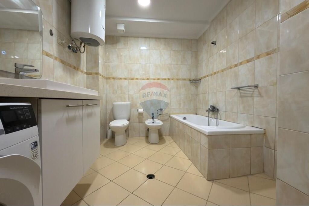 2+1 apartment for rent at Zogu i Zi