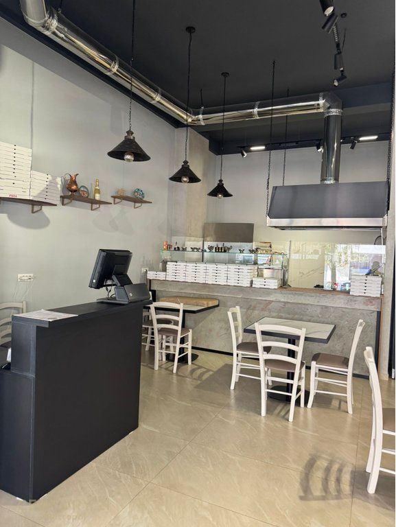 COMMERCIAL SPACE FOR RENT READY FOR INVESTMENT FOR PIZZERIA-YZBERISH!