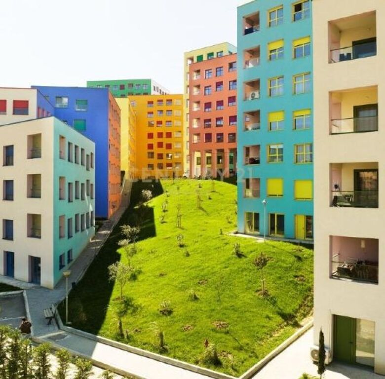 VENDIAMO APPARTAMENTO 2+1