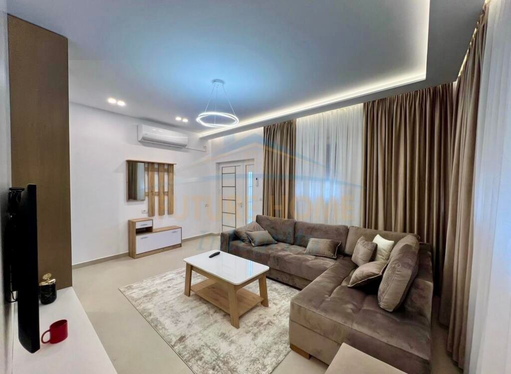 Qera, Shtëpi Private, Mjull Bathore, Tiranë.