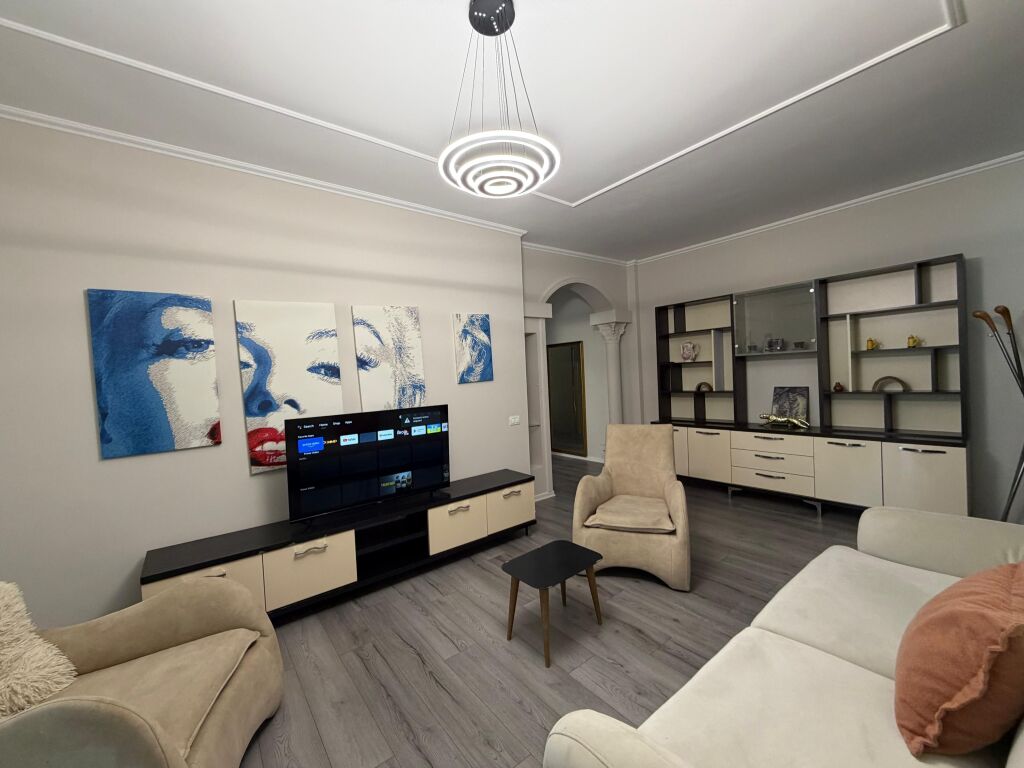 Appartamento 2+1+2 in affitto Via delle Barricate !