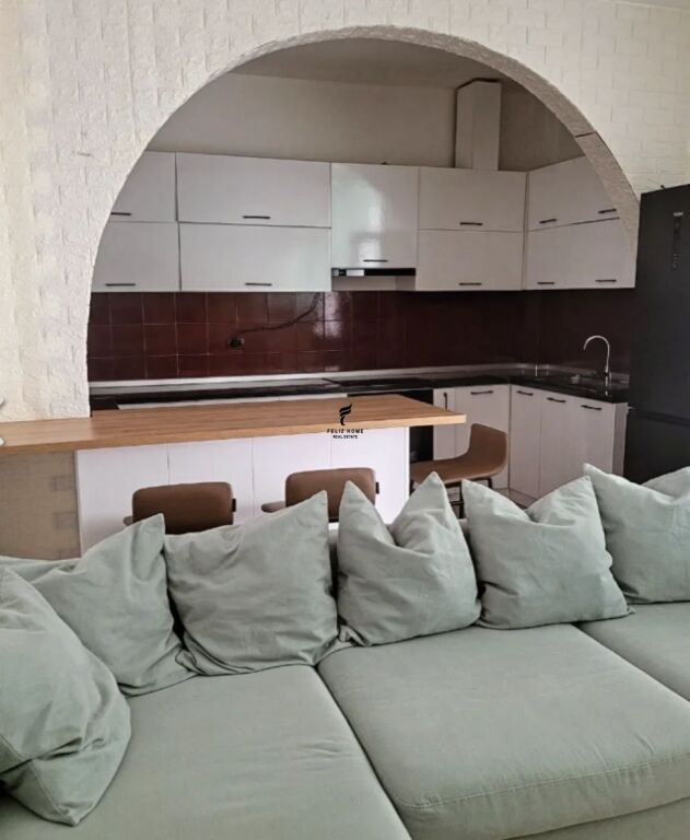 APARTAMENT ME QERA 1+1 ALI DEMI 50.000 LEKE FH-66228
