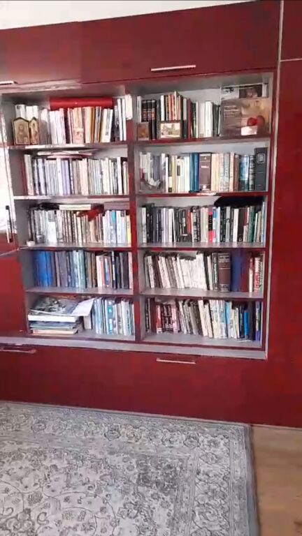 Vendesi in vendita appartamento 2+1+2 bagni in Via Bogdaneve