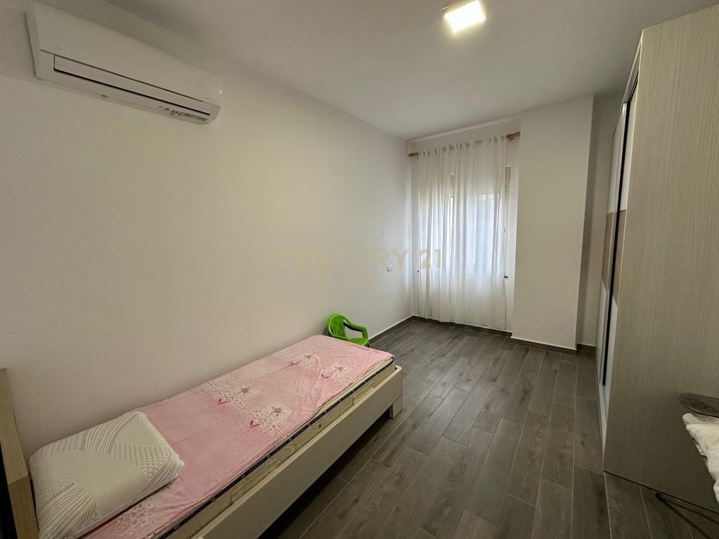 Appartamento 2+1+2 e posto auto in affitto a Vollga, Durrës!