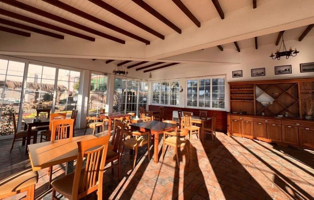 Restaurant for rent - Seaside at the Rock of Kavaja