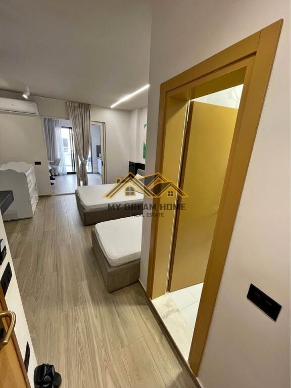 Monolocale In Affitto sulla Spiaggia di Durazzo!