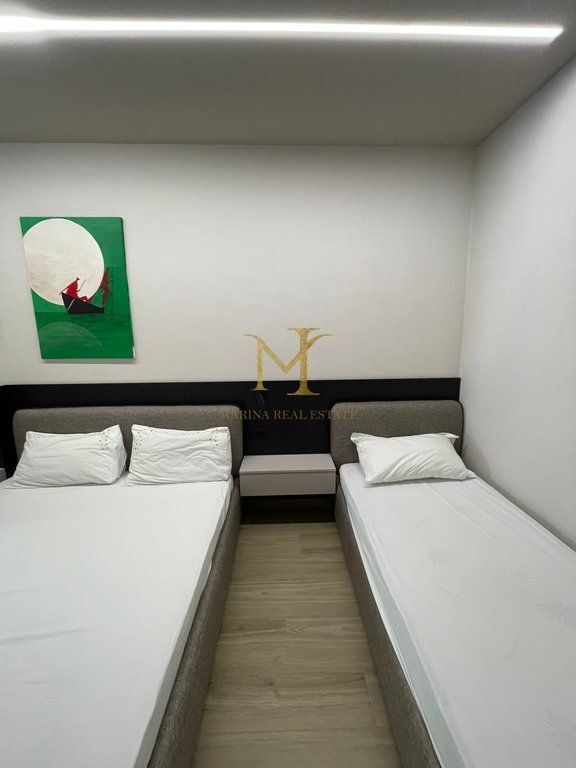 APPARTAMENTO 1+1 IN AFFITTO SULLA SPIAGGIA ILIRIA !!