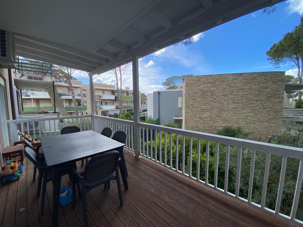 Shitet Apartament 2+1