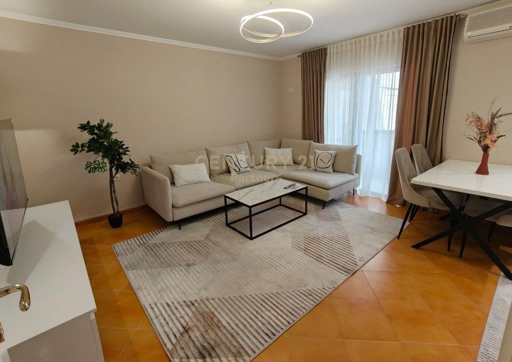 FOR SALE APARTMENT 1+1 – DIBRES STREET