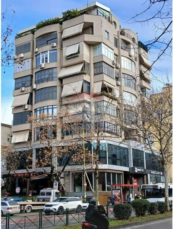 Apartment - For Rent - Willson Square, Tirana